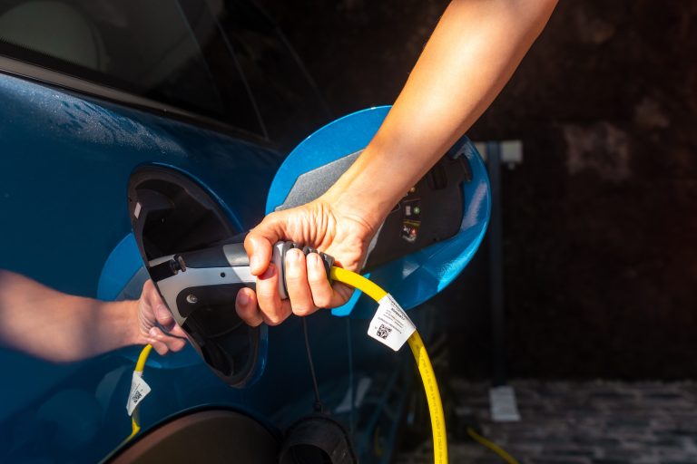 Combien coûte la recharge d’une voiture électrique